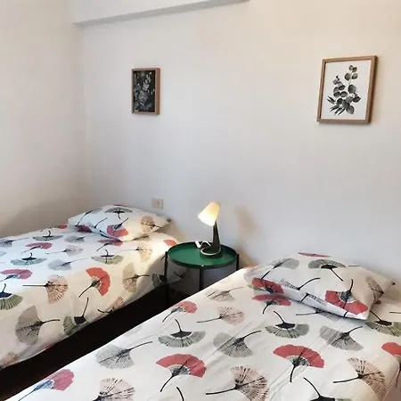 Casa Courcelles - * Viveiro